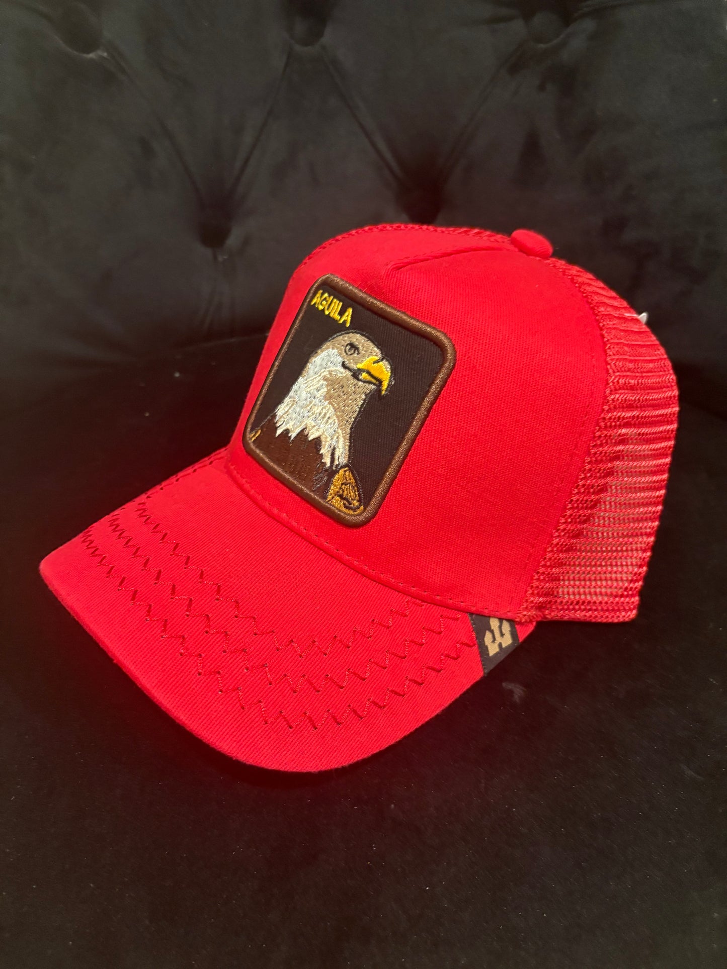 Red Eagle Trucker Hat - Animal Patch "Aguila"