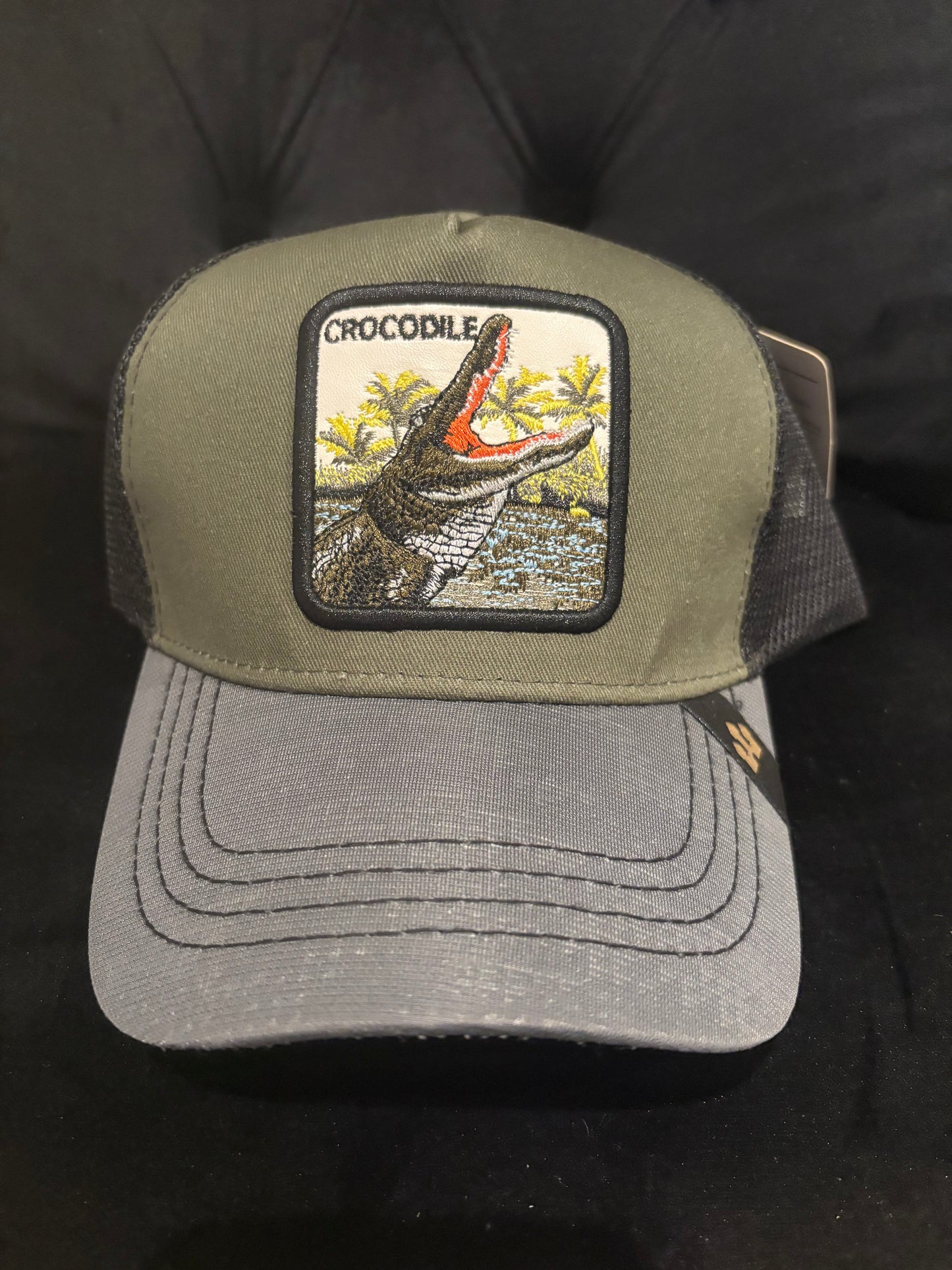 Crocodile Animal Patch Trucker Hat - Grey
