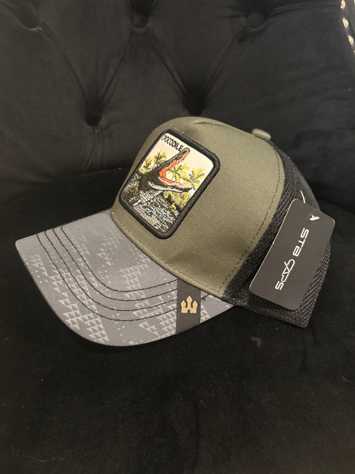 Crocodile Animal Patch Trucker Hat - Grey