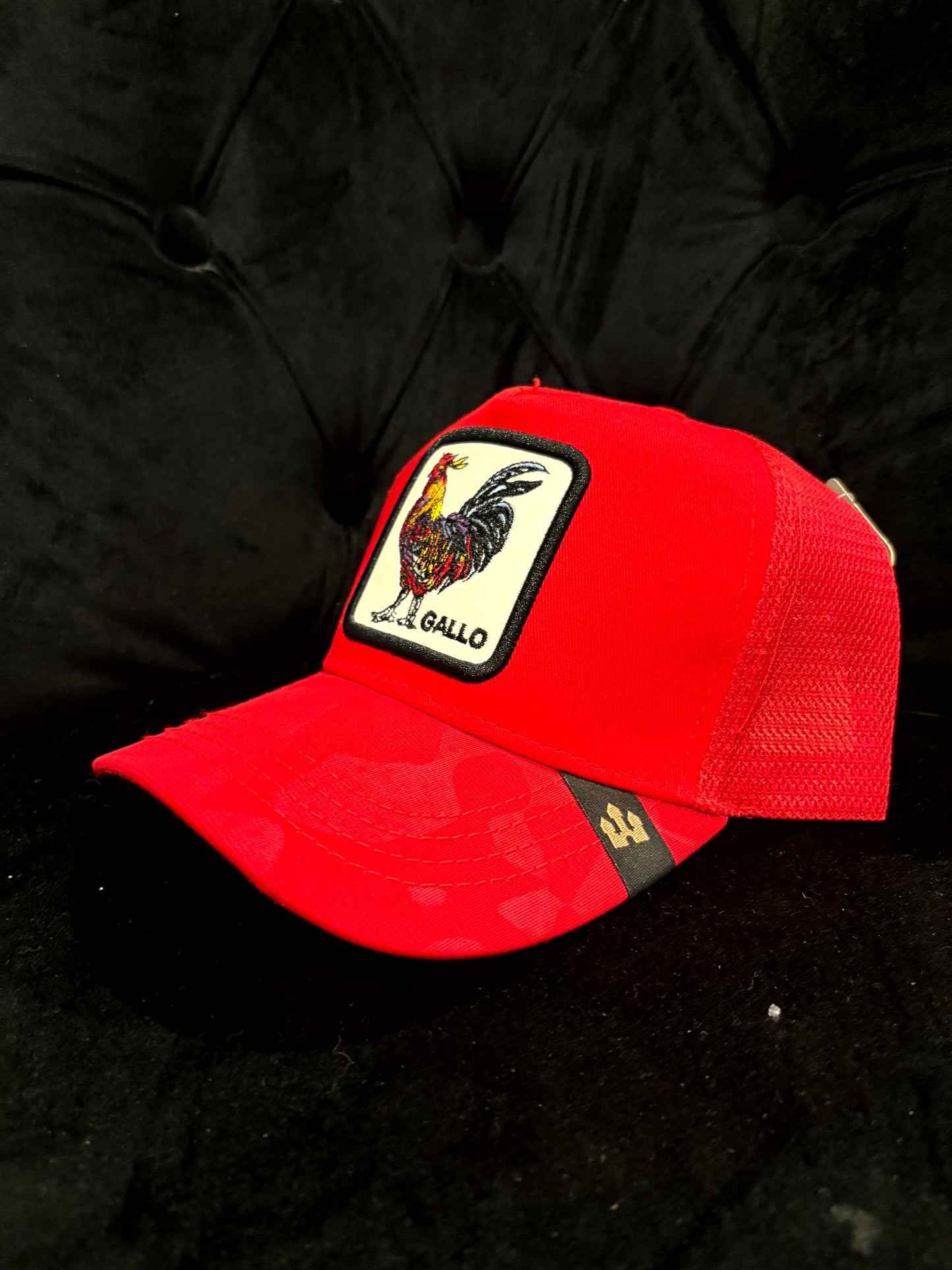 Red Rooster "Gallo" Trucker Hat